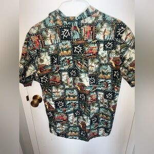Tropical Print Short Sleeve Shirt by Island Aloha wear. Large